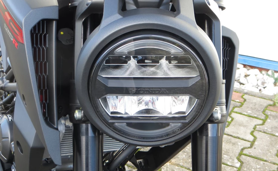 Angebot Honda CB125R Bild 9: Angebot Honda CB125R