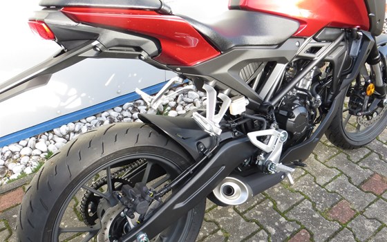 Neufahrzeug Honda CB125R - Bild 3