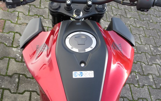 Neufahrzeug Honda CB125R - Bild 4