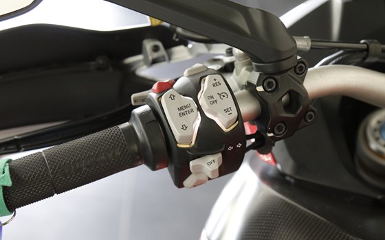 Gebrauchtmotorrad Ducati Multistrada 1200 Pikes Peak - Bild 11