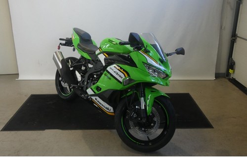 Neumotorrad Kawasaki Ninja ZX-4RR
