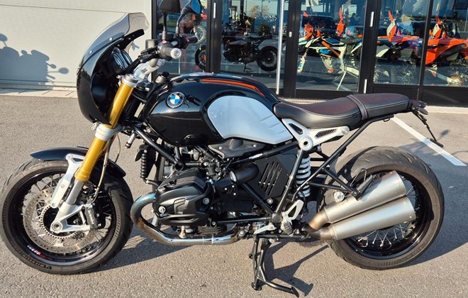 BMW R nineT