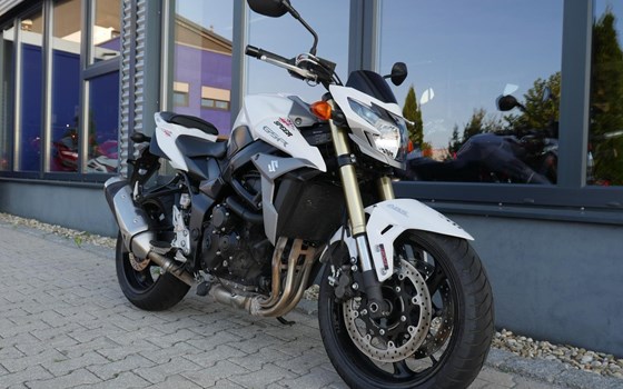 Gebrauchtmotorrad Suzuki GSR 750 - Bild 3
