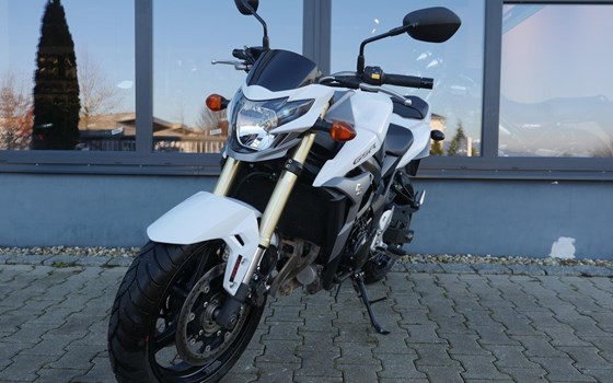 Gebrauchtmotorrad Suzuki GSR 750 - Bild 7