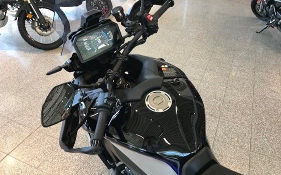 Gebrauchtmotorrad Yamaha Tracer 9 GT - Bild 9