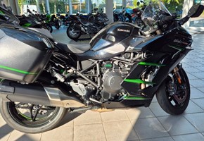 Kawasaki Ninja H2 SX