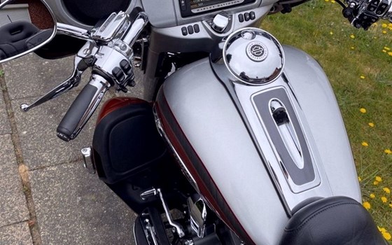 Gebrauchtmotorrad Harley-Davidson Touring Electra Glide Ultra Limited FLHTK - Bild 11