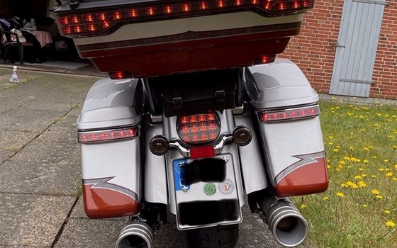 Gebrauchtmotorrad Harley-Davidson Touring Electra Glide Ultra Limited FLHTK - Bild 9