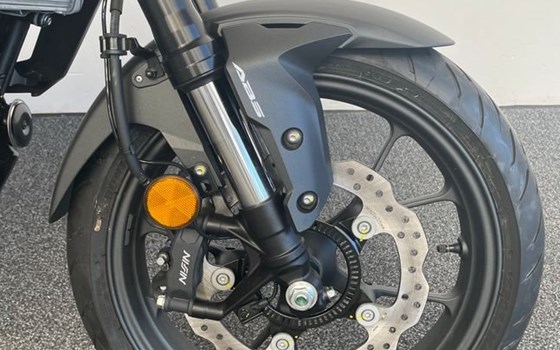Neufahrzeug Honda CB125R - Bild 8 Neufahrzeug Honda CB125R - Bild 8