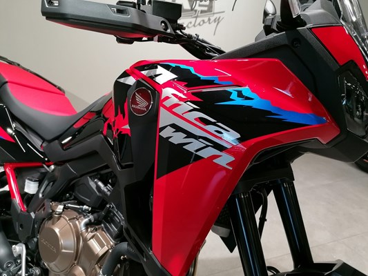 Honda CRF1100L Africa Twin (Grand Prix Red) - Bild 3