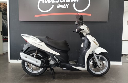 Gebrauchtmotorrad Suzuki Sixteen 125