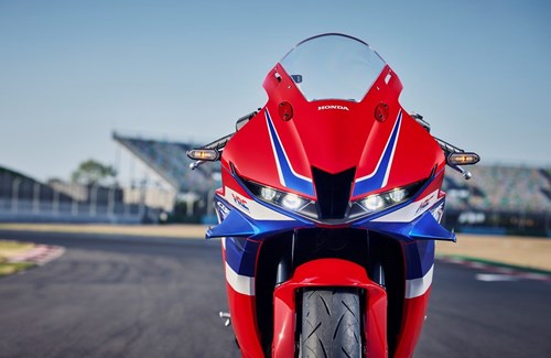 Neumotorrad Honda CBR600RR