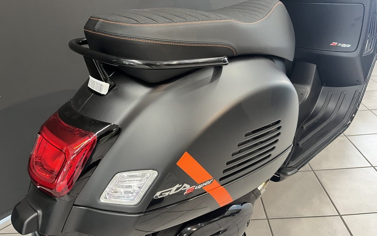 Angebot Vespa GTS 300 Super Sport