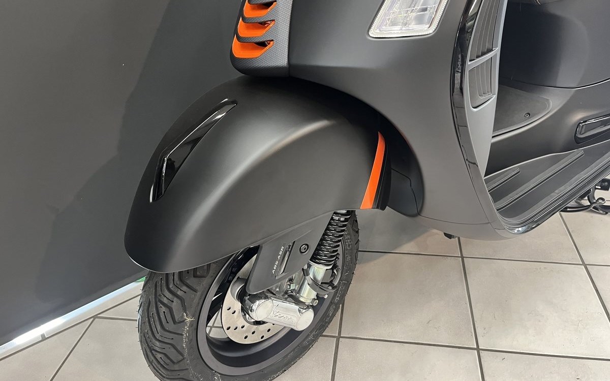 Angebot Vespa GTS 300 Super Sport