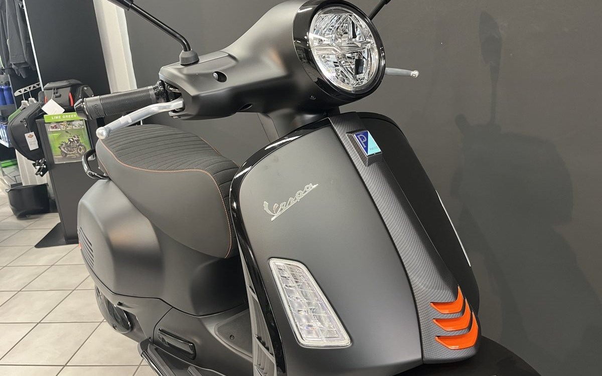 Angebot Vespa GTS 300 Super Sport