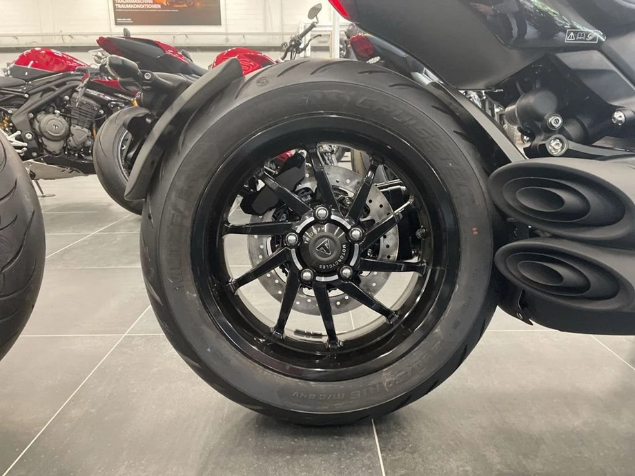 Angebot Triumph Rocket 3 Storm GT Bild 10: Angebot Triumph Rocket 3 Storm GT
