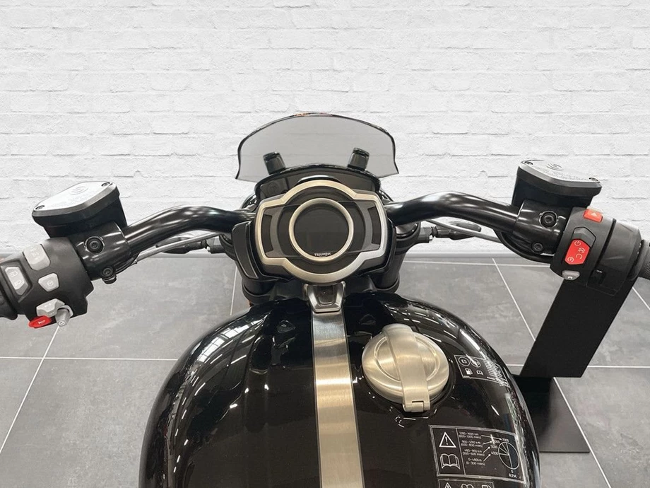 Angebot Triumph Rocket 3 Storm GT Bild 6: Angebot Triumph Rocket 3 Storm GT