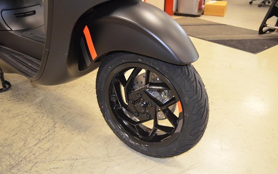 Neufahrzeug Vespa Sprint 125 S - Bild 18