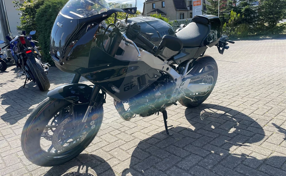 Angebot Yamaha XSR900 GP Bild 4: Angebot Yamaha XSR900 GP