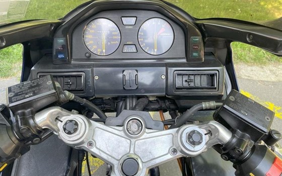 Gebrauchtmotorrad Honda CBX 750 - Bild 2