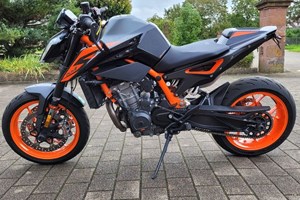 Angebot KTM 890 Duke R