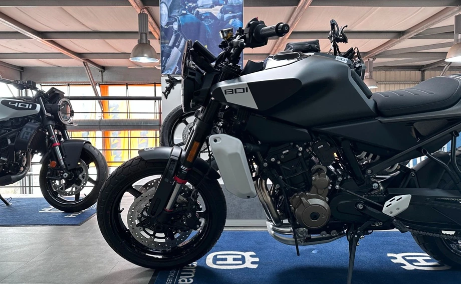Angebot Husqvarna Svartpilen 801 Bild 7: Angebot Husqvarna Svartpilen 801