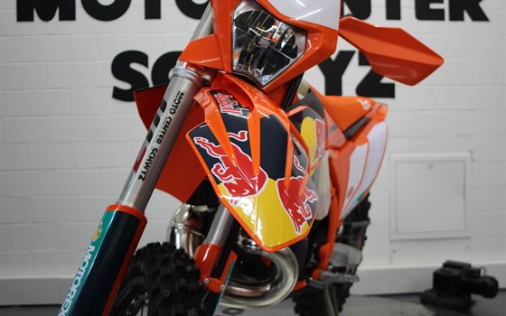 Neufahrzeug KTM 300 EXC CHAMPION EDITION - Bild 6