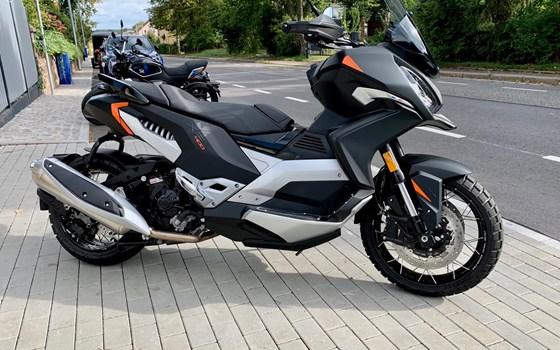 Neufahrzeug Peugeot XP 400 GT - Bild 1