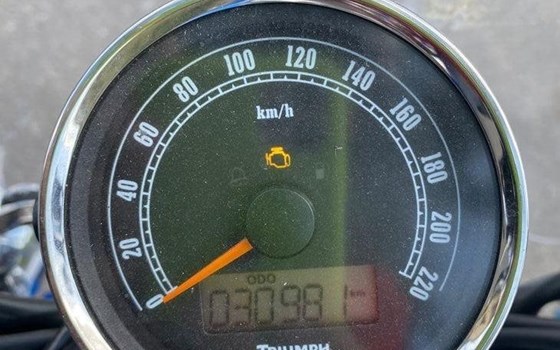 Gebrauchtmotorrad Triumph America - Bild 3