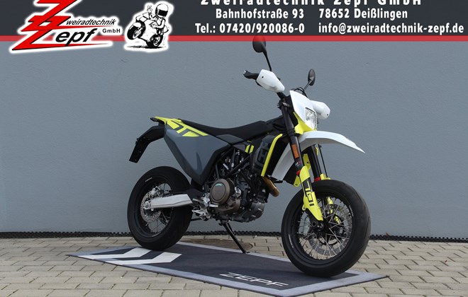 Husqvarna 701 Supermoto