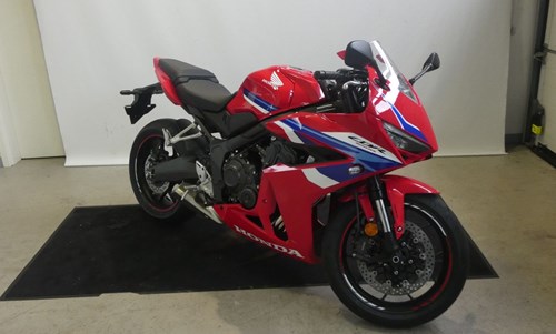 Honda CBR650R