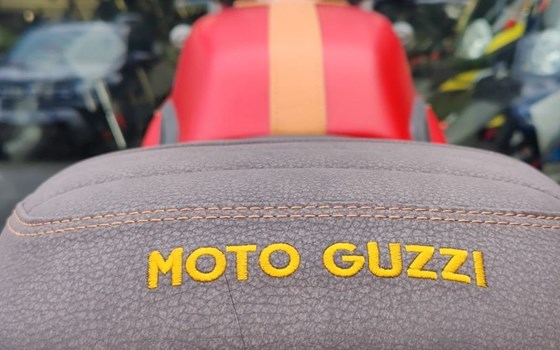 Neufahrzeug Moto Guzzi V7 Stone - Bild 12