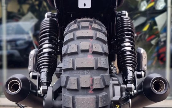 Neufahrzeug Moto Guzzi V7 Stone - Bild 5