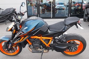 Angebot KTM 1290 Super Duke R EVO