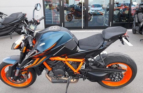 Gebrauchtmotorrad KTM 1290 Super Duke R EVO