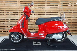 Angebot Vespa GTS 300 hpe Super