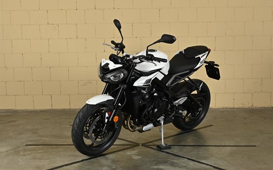 Neufahrzeug Triumph Street Triple 765 R - Bild 4