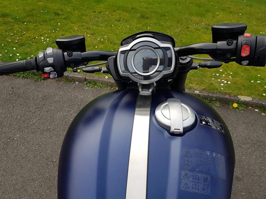 Angebot Triumph Rocket 3 Storm R Bild 3: Angebot Triumph Rocket 3 Storm R