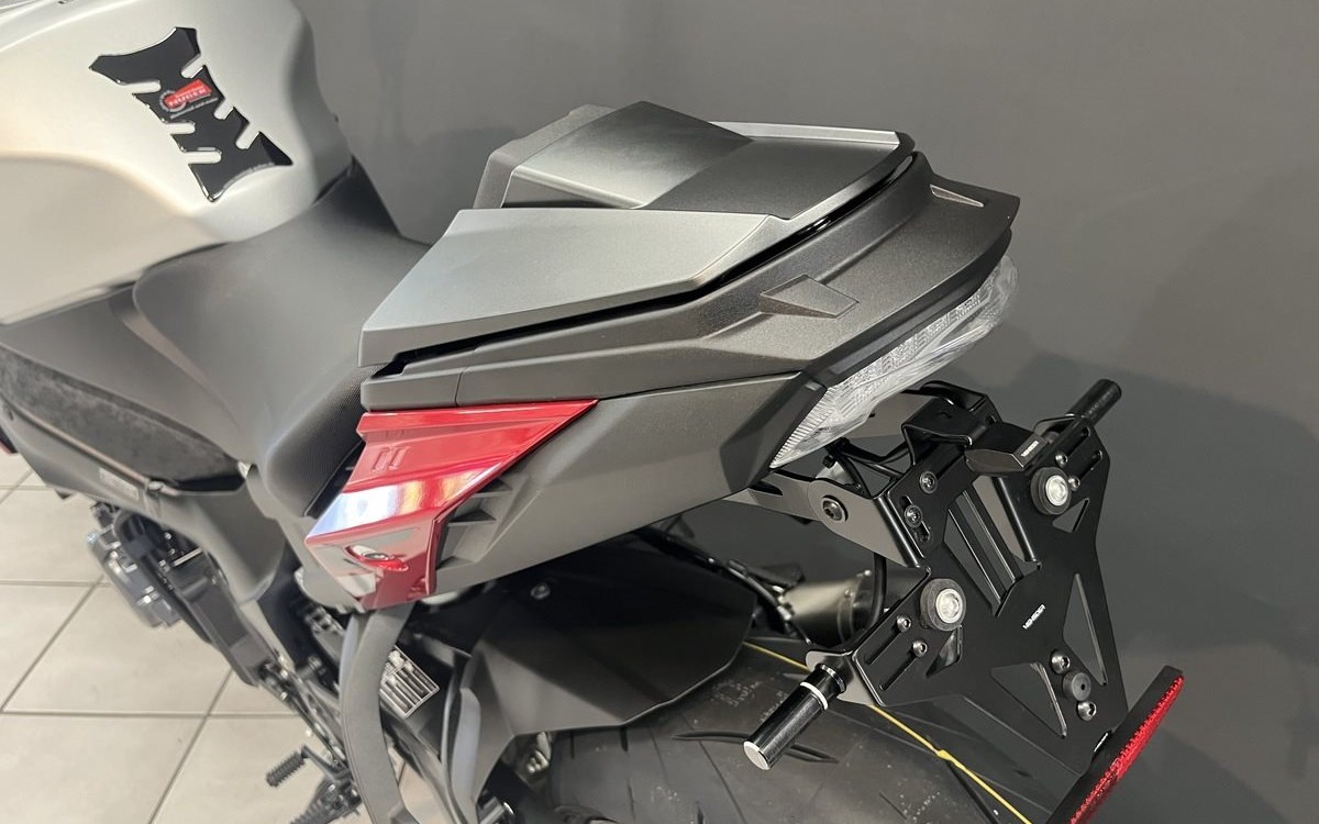 Zum Vergrößern bitte anklicken! Angebot Suzuki GSX-S1000