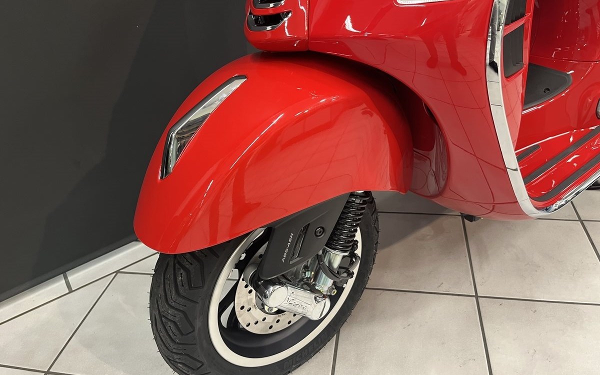 Angebot Vespa GTS 300 Super