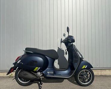 Vespa GTS 300 hpe Super Tech