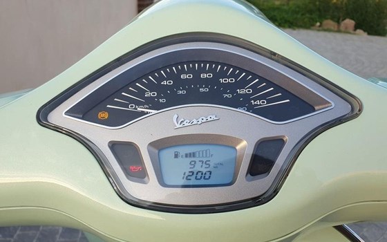 Gebrauchtmotorrad Vespa Primavera 125 - Bild 3