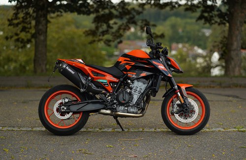 Gebrauchtmotorrad KTM 890 Duke GP