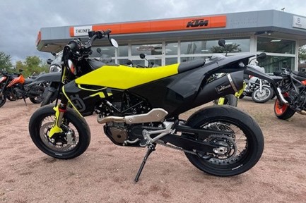 Husqvarna 701 Supermoto