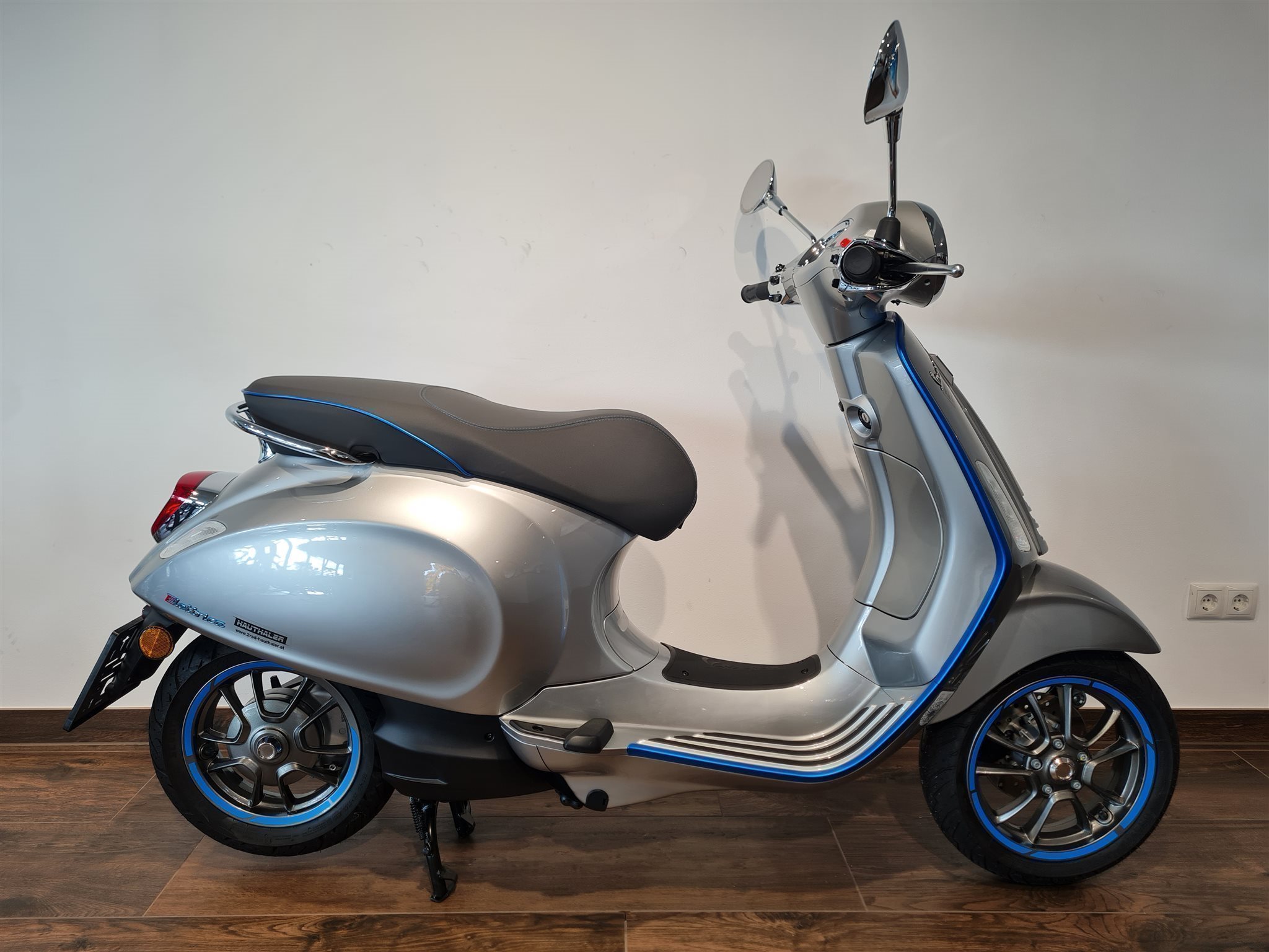 Vespa Elettrica 70 km/h