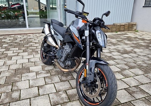 KTM 790 Duke