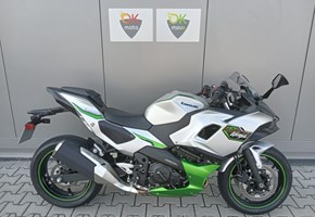 Kawasaki Ninja 7 Hybrid