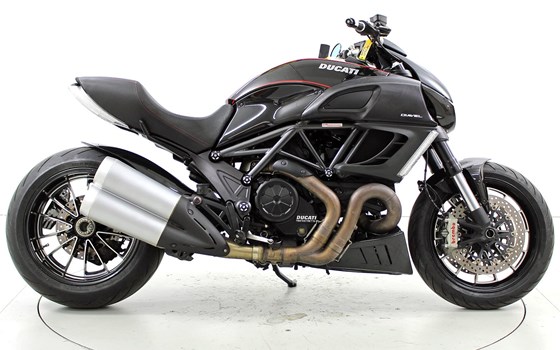 Motorrad Occasion Ducati Diavel 1200 - Bild 4
