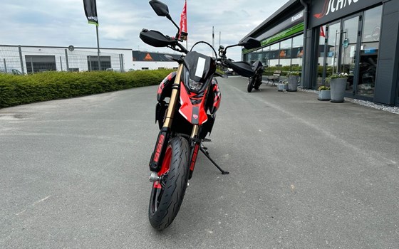 Neufahrzeug Ducati Hypermotard 698 Mono RVE - Bild 2