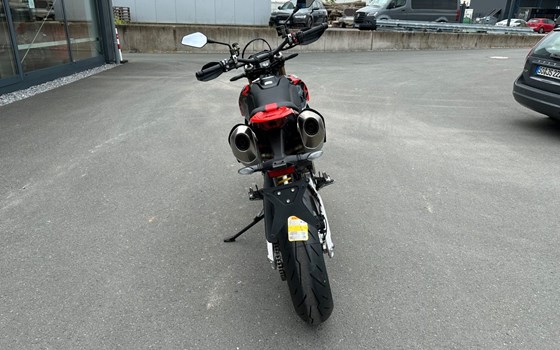 Neufahrzeug Ducati Hypermotard 698 Mono RVE - Bild 6